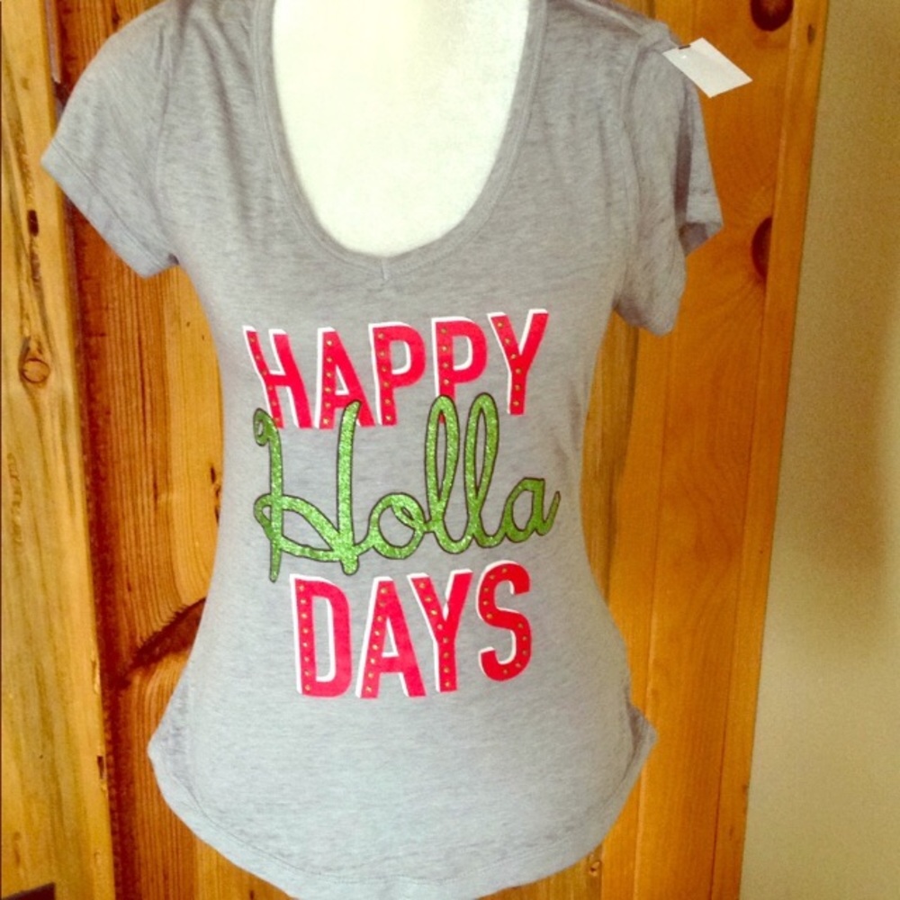 Sale 5/$25 Christmas tee shirt size medium